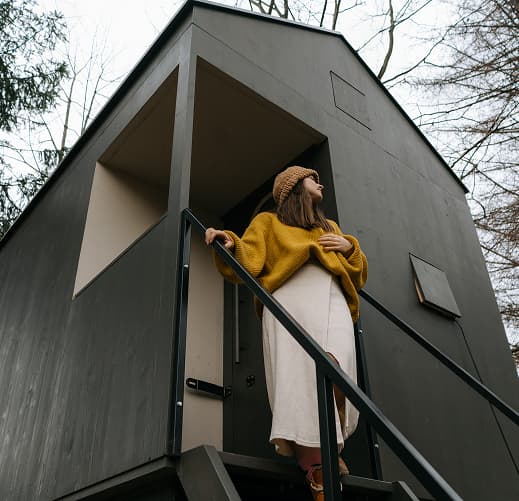 Tree cabin amenities